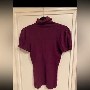 INC WOMENS WINE COLOR
TURTLENECK SHORT SLEEVE
SWEATER MEDIUM